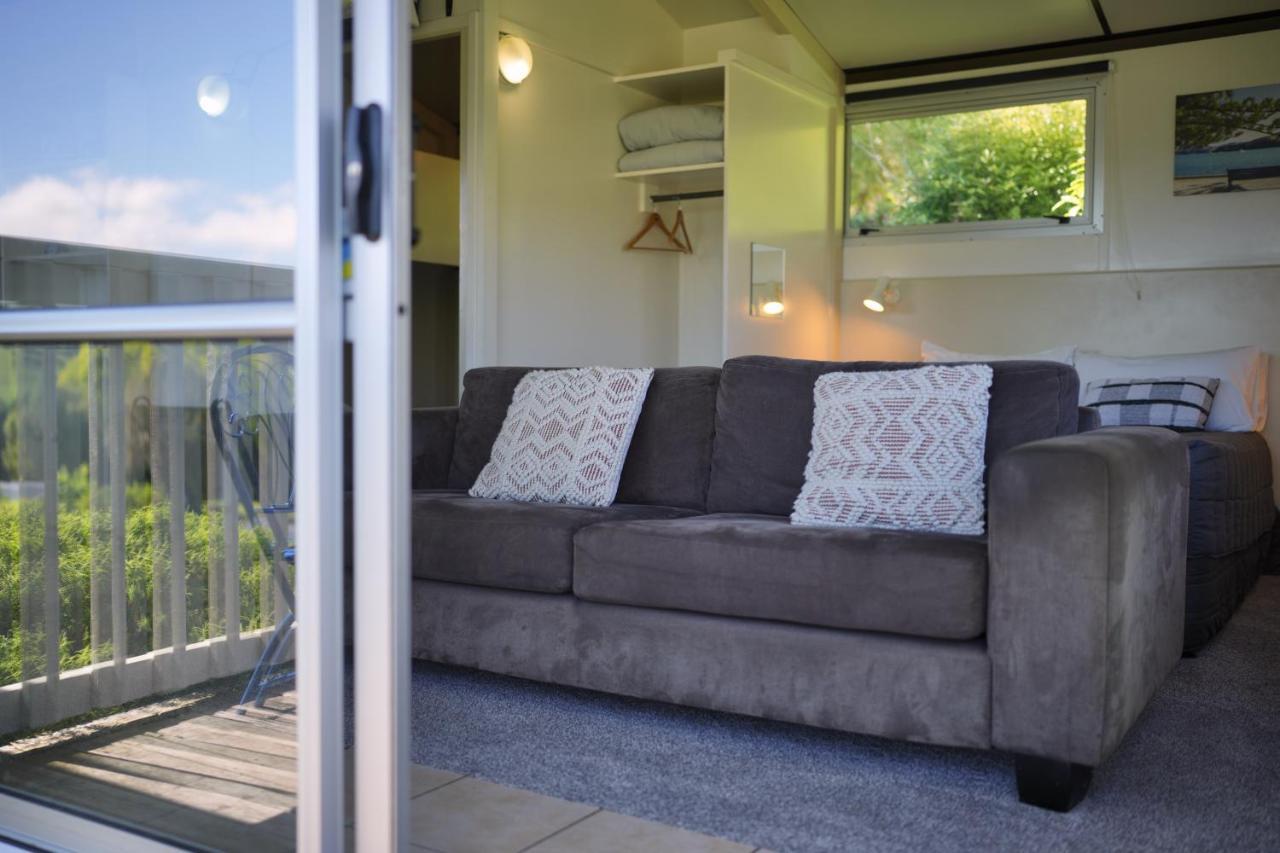 Akaroa Top 10 Holiday Park Extérieur photo