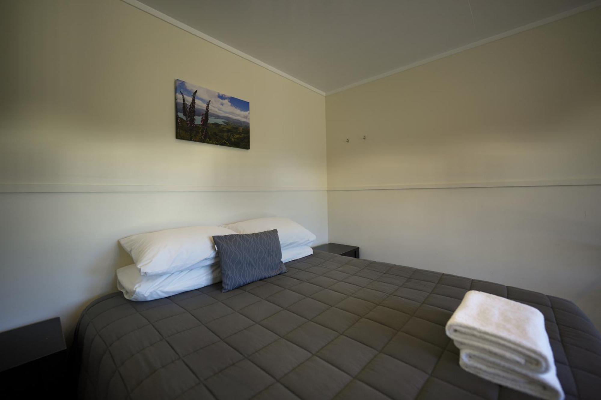 Akaroa Top 10 Holiday Park Extérieur photo