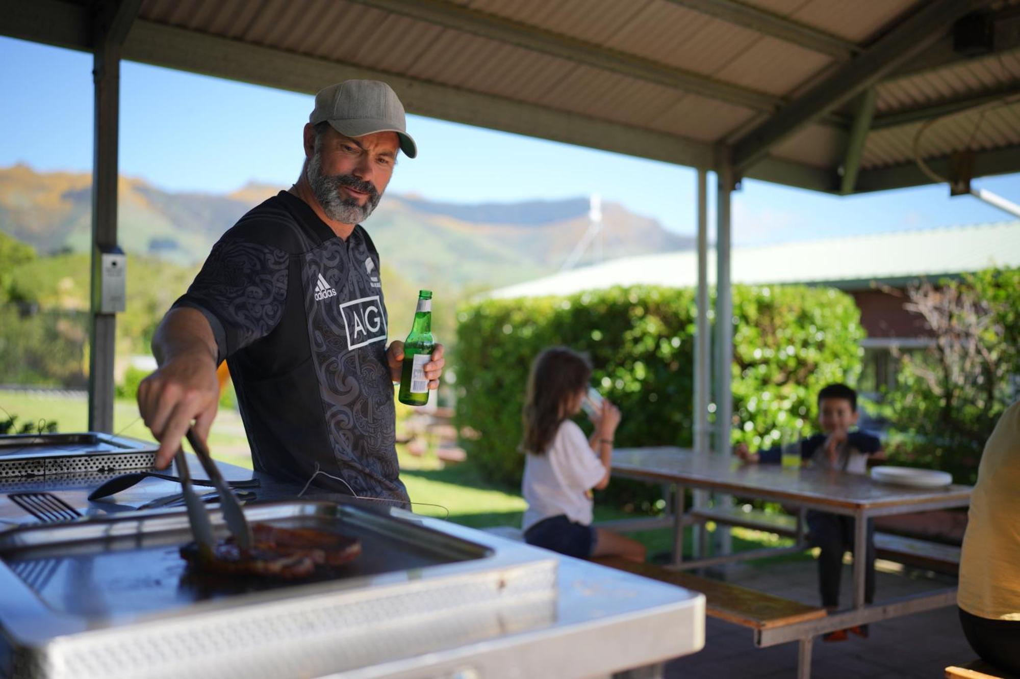 Akaroa Top 10 Holiday Park Extérieur photo